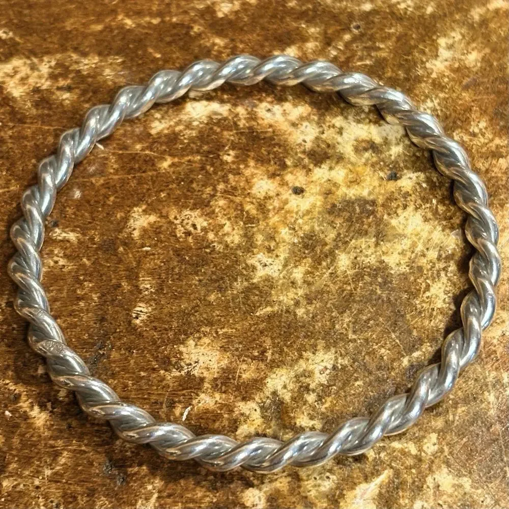 Sterling Silver Twisted Bangle Bracelet 7.25 Inches Vintage 24.6 Grams